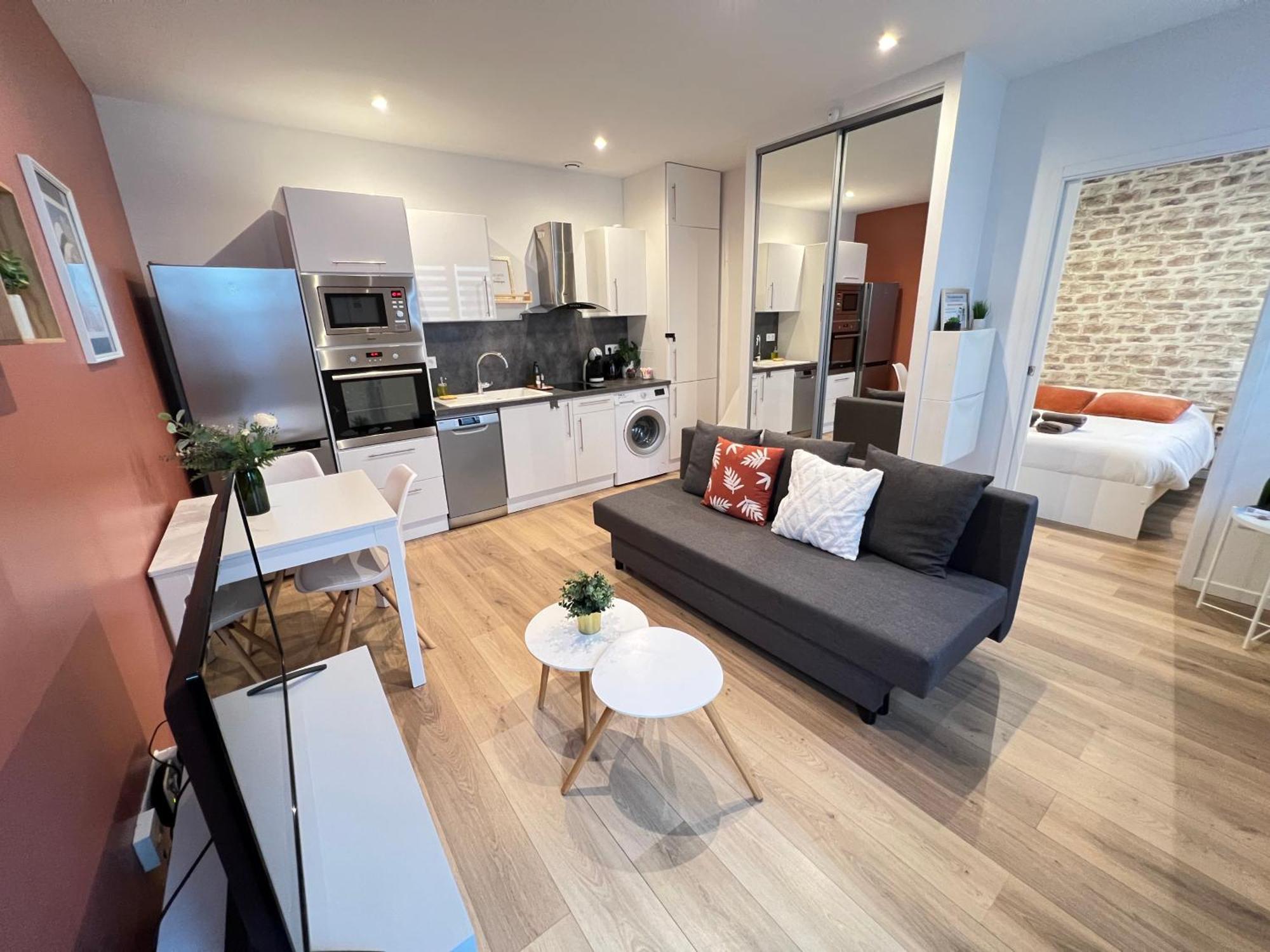 ריימס Le Remois - Charmant T2 - Renove - Parking - Cour Privative - Wifi מראה חיצוני תמונה