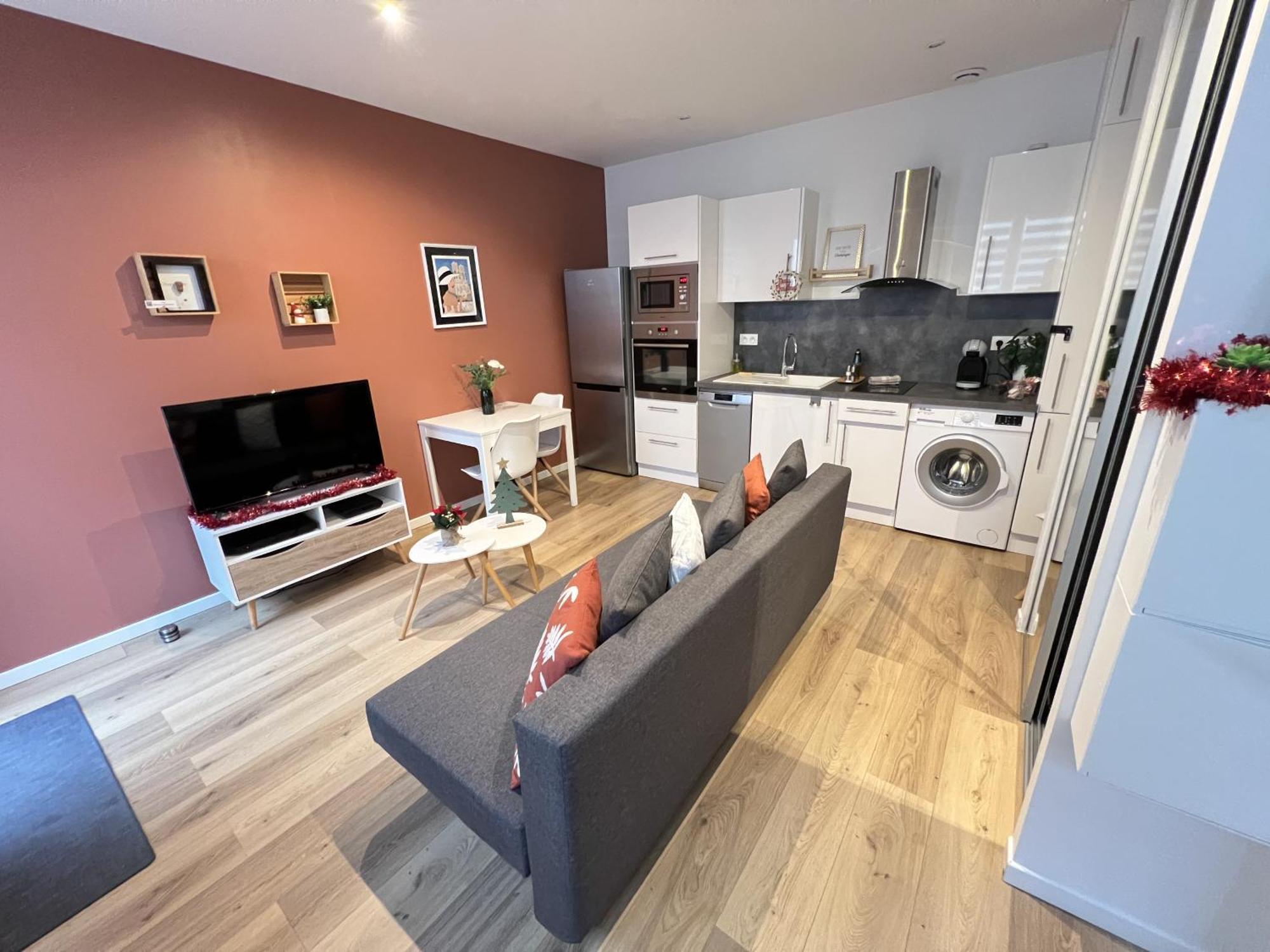ריימס Le Remois - Charmant T2 - Renove - Parking - Cour Privative - Wifi מראה חיצוני תמונה